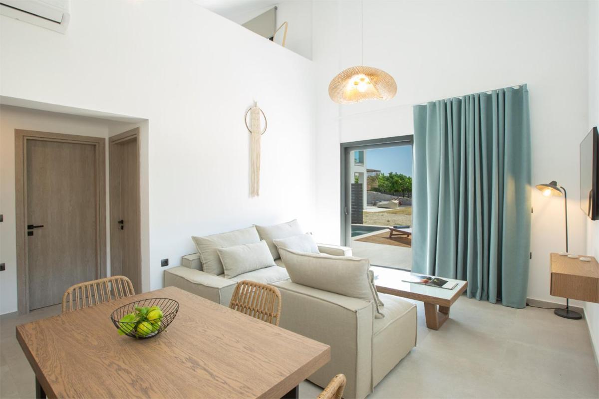 Seascape Villas Vassiliki - Beachfront Villas ภายนอก รูปภาพ